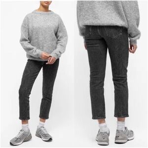 FRAME Le High Straight Jean in Edgey Wash